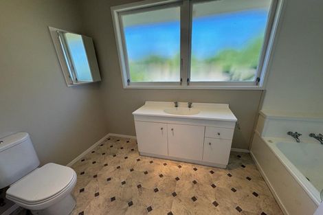 Photo of property in 225 Durham Drive, Havelock North, 4130