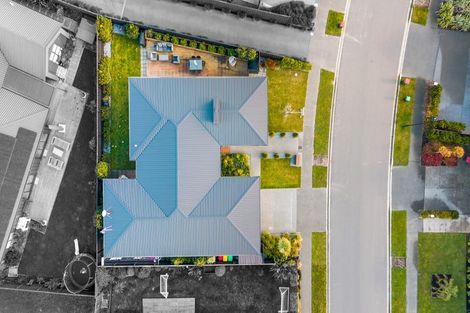 Photo of property in 8 Irvines Track, Halswell, Christchurch, 8025