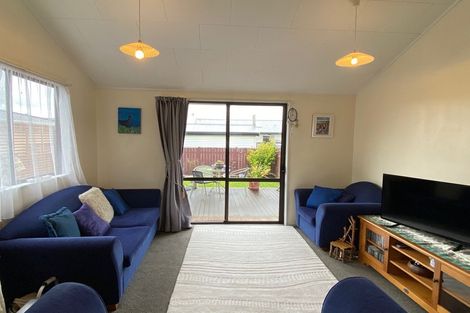Photo of property in 124 Roberts Line, Kelvin Grove, Palmerston North, 4414