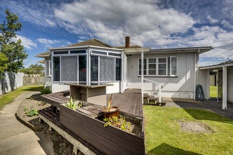 Photo of property in 71 Latham Street, Marewa, Napier, 4110