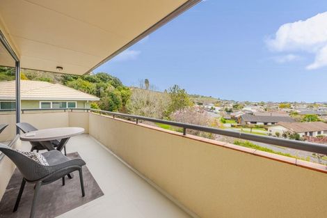 Photo of property in 41 Hetley Crescent, Taradale, Napier, 4112