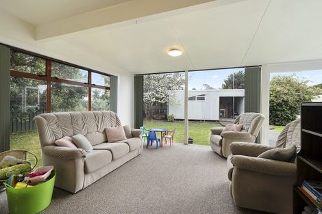 Photo of property in 8 Sunshine Avenue, Paraparaumu, 5032