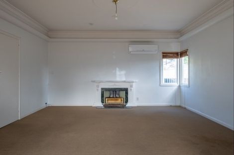 Photo of property in 16 Tuahine Crescent, Wainui, Gisborne, 4010