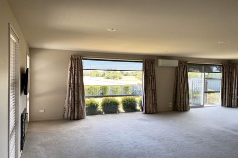 Photo of property in 94 Mcmahon Drive, Aidanfield, Christchurch, 8025