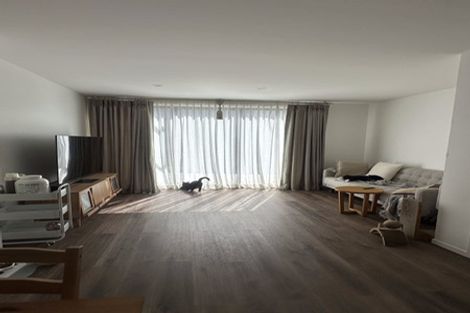 Photo of property in 10 Rara Lane, Manukau, Auckland, 2104