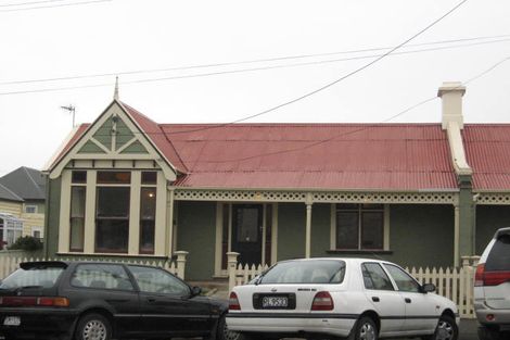 Photo of property in 35 Howe Street, North Dunedin, Dunedin, 9016