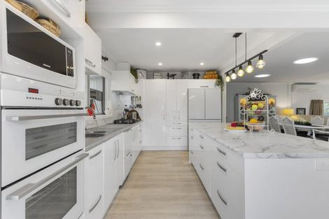 Photo of property in 25a Riverside Road, Orewa, 0931