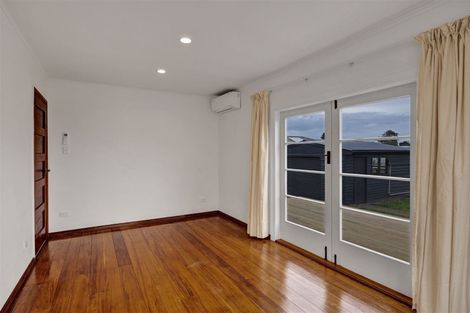 Photo of property in 29 Wilson Street, Waverley, 4510