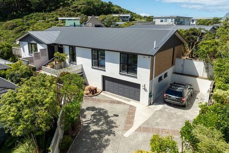 Photo of property in 184 Orangi Kaupapa Road, Northland, Wellington, 6012