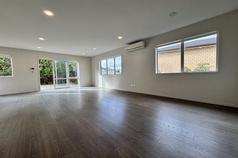 Photo of property in 39 Travis View Drive, Fairview Heights, Auckland, 0632