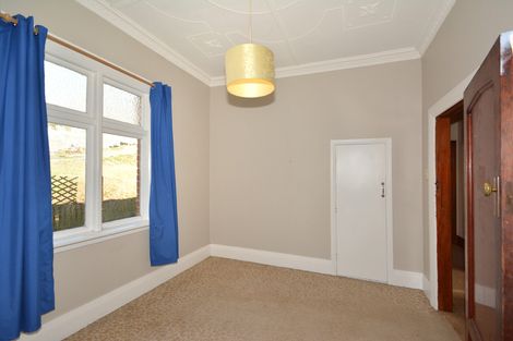 Photo of property in 18 Motu Street, Saint Clair, Dunedin, 9012