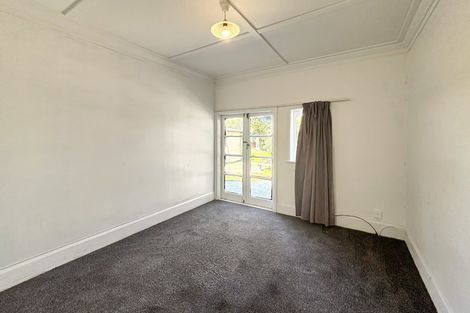 Photo of property in 374 College Street, Hokowhitu, Palmerston North, 4410