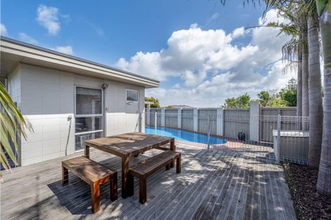 Photo of property in 31 Miramar Place, Pakuranga, Auckland, 2010