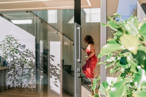 Photo of property in 124 Marine Parade, Mount Maunganui, 3116