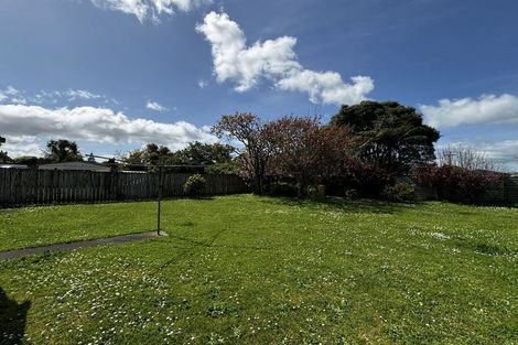 Photo of property in 67 Fairfield Road, Hawera, 4610