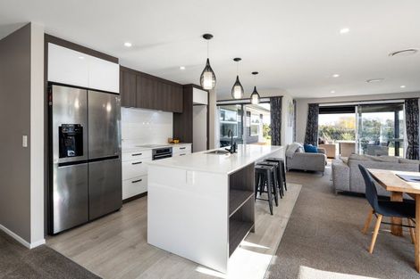 Photo of property in 15 Hyatt Close, Leamington, Cambridge, 3432