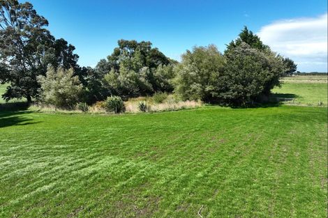 Photo of property in 693 Ryal Bush Wallacetown Road, Wallacetown, Invercargill, 9874