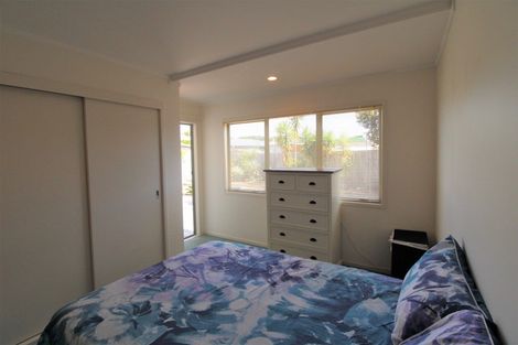 Photo of property in 105 The Tee, Matarangi, Whitianga, 3592