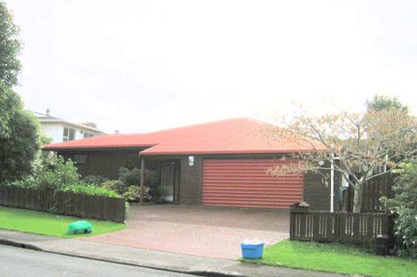 Photo of property in 10 Thorburn Avenue, Red Beach, 0932