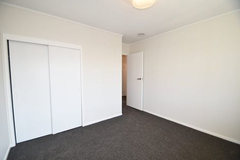 Photo of property in 9 Wairata Place, Te Atatu South, Auckland, 0610
