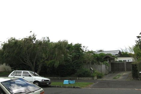 Photo of property in 16 St Michaels Avenue, Point Chevalier, Auckland, 1022