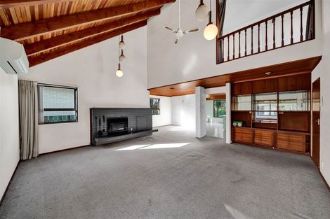 Photo of property in 5a La Salle Drive, Westown, New Plymouth, 4310