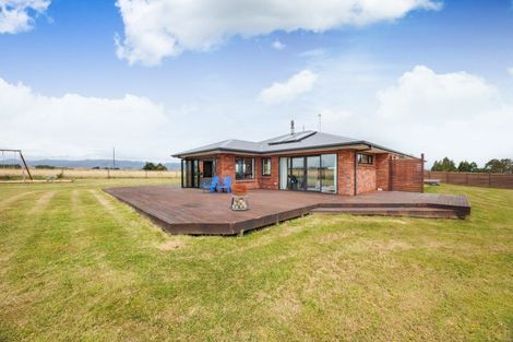 Photo of property in 1061 Taonui Road, Colyton, Feilding, 4775