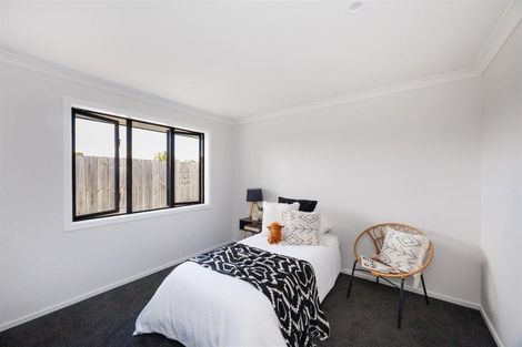 Photo of property in 166b Bridge Street, Bulls, 4818