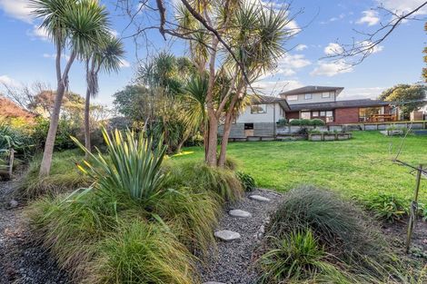Photo of property in 6 The Avenue, Paraparaumu Beach, Paraparaumu, 5032