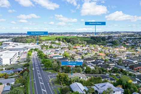 Photo of property in 1 Mana Lane, Pinehill, Auckland, 0632