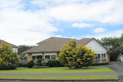 Photo of property in 153 Walter Strevens Drive, Conifer Grove, Takanini, 2112