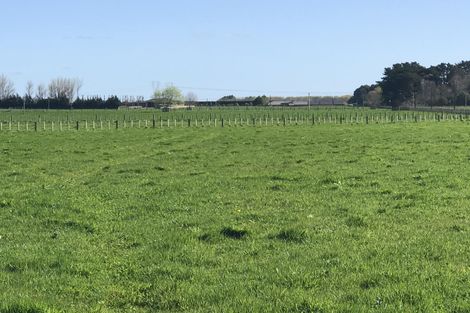 Photo of property in 55 The Strand, Fitzherbert, Palmerston North, 4410