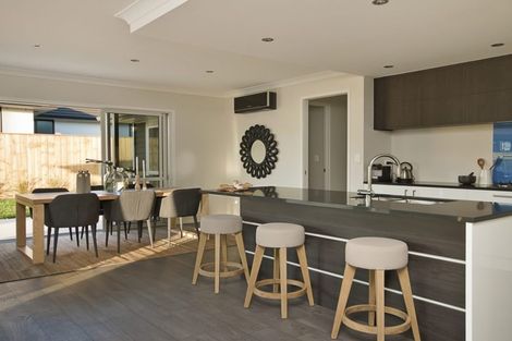 Photo of property in 2b Masters Road, Waiuku, 2681