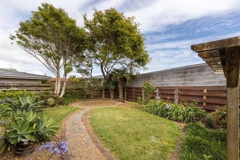 Photo of property in 6 Harriet Place, Spotswood, New Plymouth, 4310