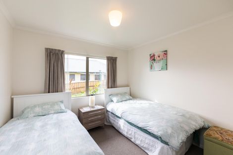 Photo of property in 63 Pacific Drive, Fitzherbert, Palmerston North, 4410