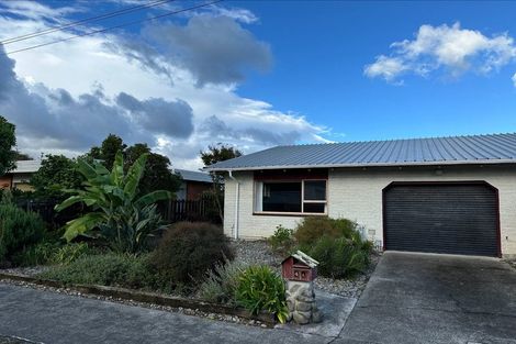 Photo of property in 4a Sunny Glen, Waikanae, 5036