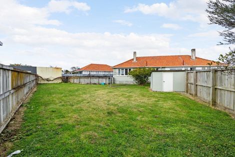 Photo of property in 8 Gardiner Place, Fairfield, Hamilton, 3214