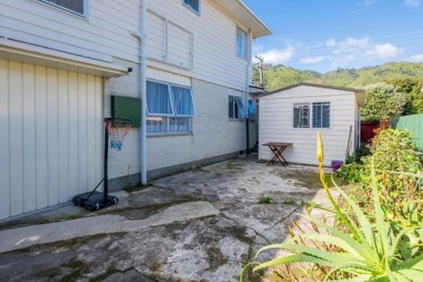Photo of property in 2a Sylvan Avenue, Waikanae, 5036