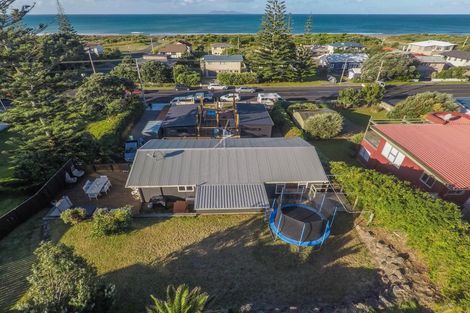 Photo of property in 174b Seaforth Road, Waihi Beach, 3611