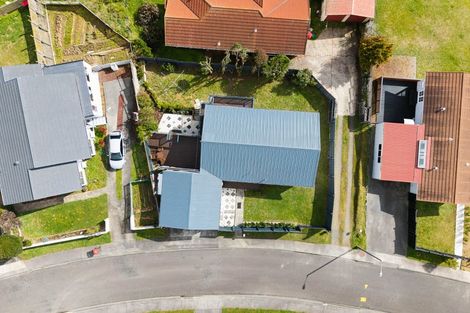 Photo of property in 8 Maraval Crescent, Grenada Village, Wellington, 6037