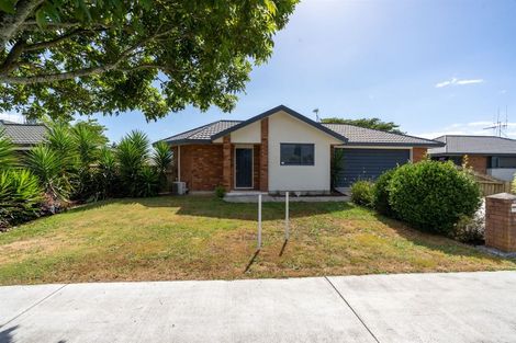 Photo of property in 26 Aldershot Place, Nawton, Hamilton, 3200