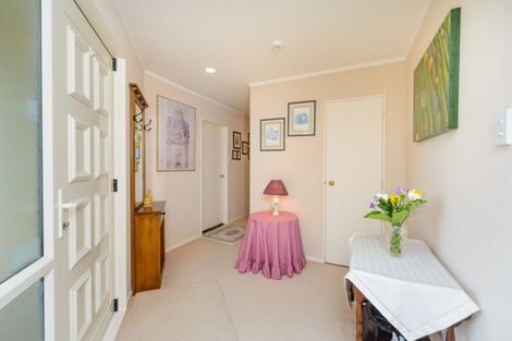 Photo of property in 100 Parnell Heights, Kelvin Grove, Palmerston North, 4414