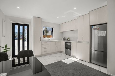 Photo of property in 1/320 Oxford Terrace, Avalon, Lower Hutt, 5011