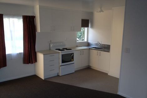 Photo of property in 8-10 Harris Road, Mount Wellington, Auckland, 1051