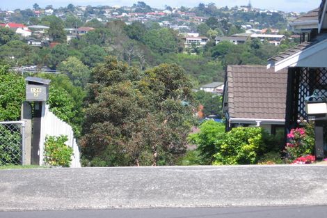 Photo of property in 2/126 Carlisle Road, Browns Bay, Auckland, 0632