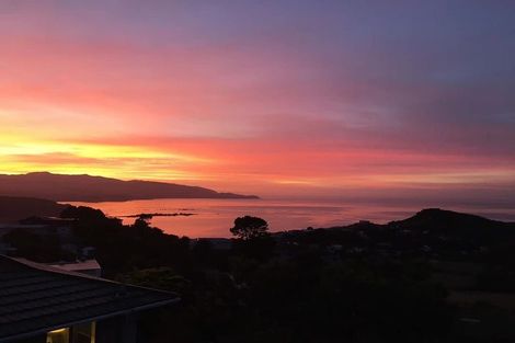 Photo of property in 21 Houghton Bay Road, Houghton Bay, Wellington, 6023