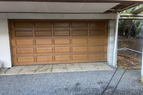 Photo of property in 71 Opanuku Road, Henderson Valley, Auckland, 0612