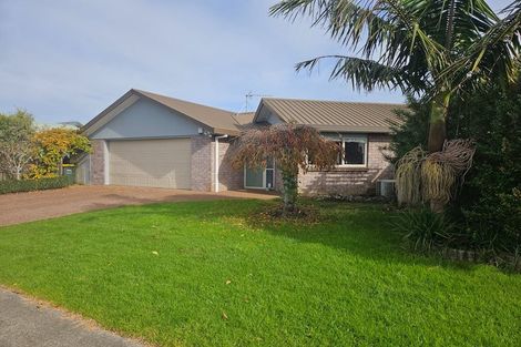 Photo of property in 1 Green Lane, Pukekohe, 2120