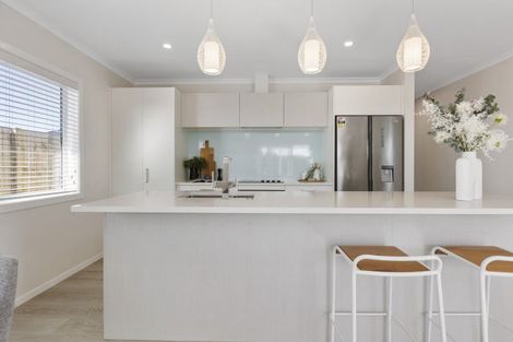 Photo of property in 18 Roka Street, Bell Block, New Plymouth, 4312