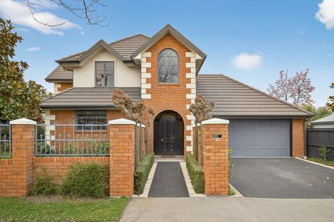 Photo of property in 106 Hamilton Avenue, Ilam, Christchurch, 8041